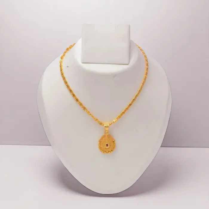 QKATIKA DESIGNER MATE FISNISH GOLD PLATED PENDANT WITH CHAIN - Image 4