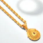 QKATIKA DESIGNER MATE FISNISH GOLD PLATED PENDANT WITH CHAIN