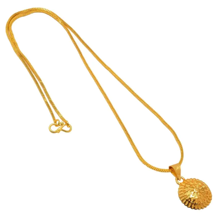 QKATIKA ROUND DESIGNER GOLD PLATED PENDANT WITH CHAIN - Image 4